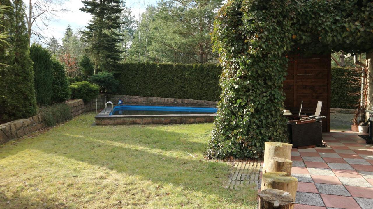 Ferienhaus Mit Pool Zum Traeumen Und Entspannen Fuer Alle Sinne Bad Schmiedeberg Bagian luar foto